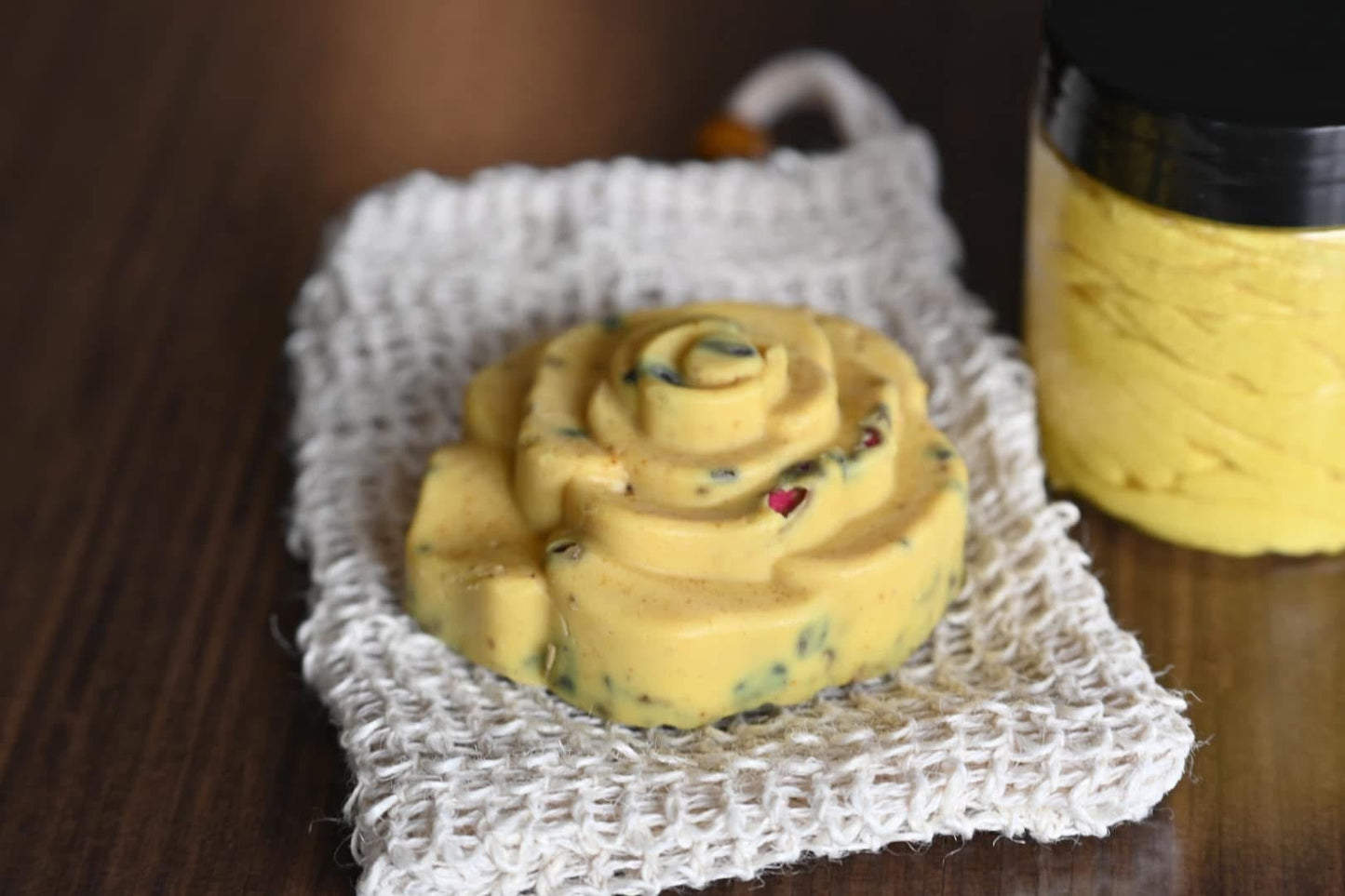 Mini turmeric glo bar